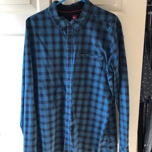 Quicksilver Button down
